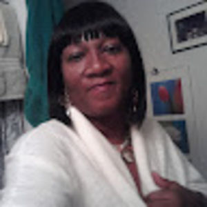 Meet your Posher, Evelyn